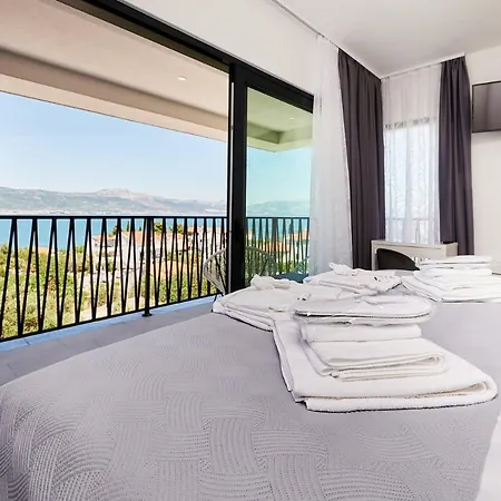 Luxury Cor Mare With Pool