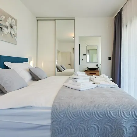 Luxury Cor Mare With Pool Vila Trogir