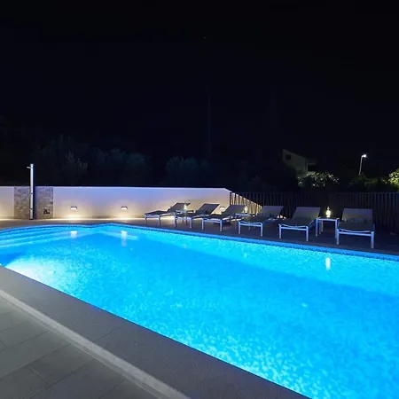 Вилла Luxury Cor Mare With Pool *