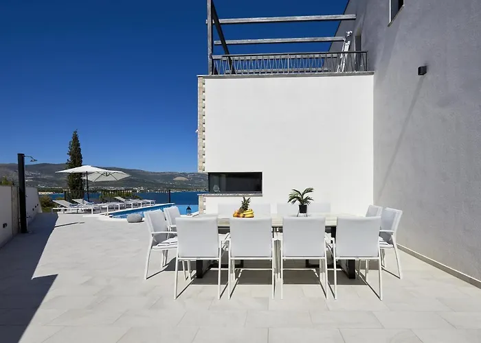 Luxury Cor Mare With Pool 빌라