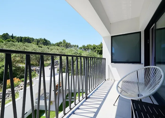빌라 Luxury Cor Mare With Pool 트로기르