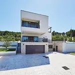 Luxury Cor Mare With Pool * Τρογκίρ