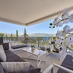 Luxury Cor Mare With Pool Τρογκίρ