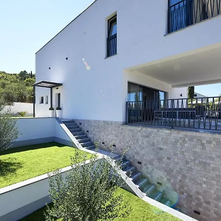 Βίλα Luxury Cor Mare With Pool